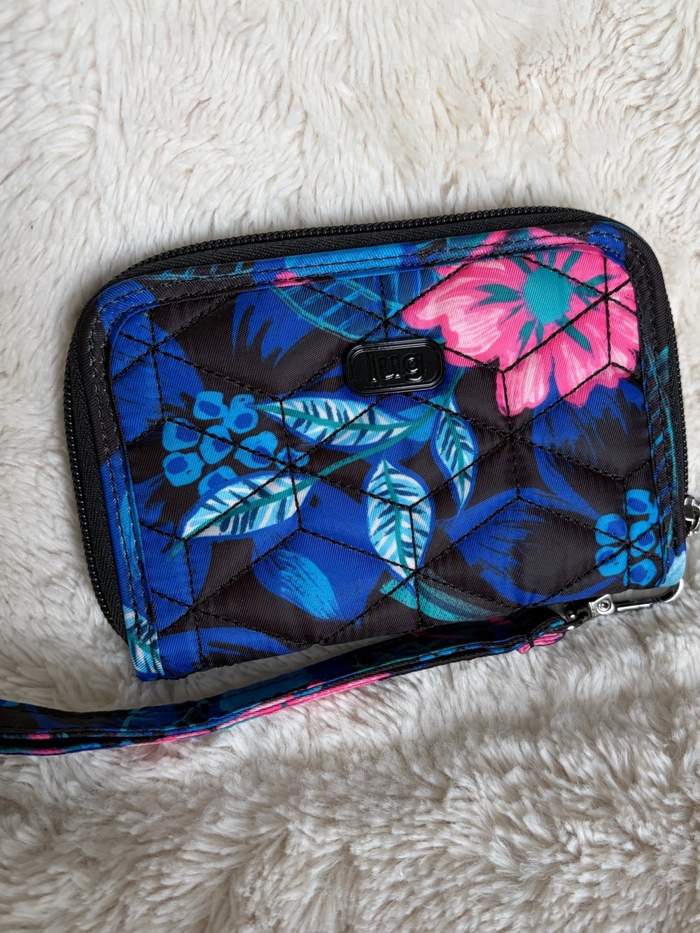 EUC Lug Rodeo RFID Wallet in Resort Black